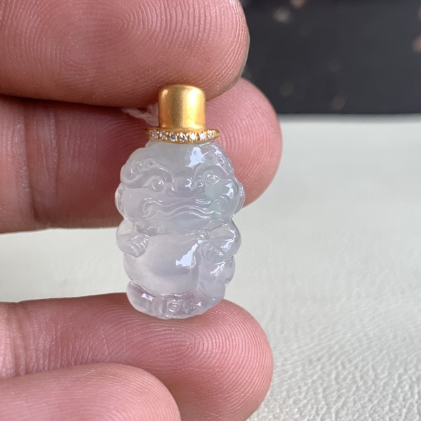 Mặt Ngọc Chú Lân 002