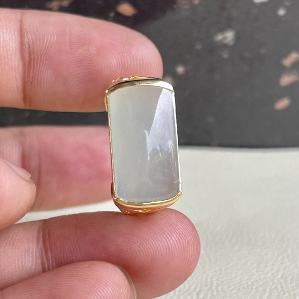 Nhẫn Ngọc Yên Ngựa 005
