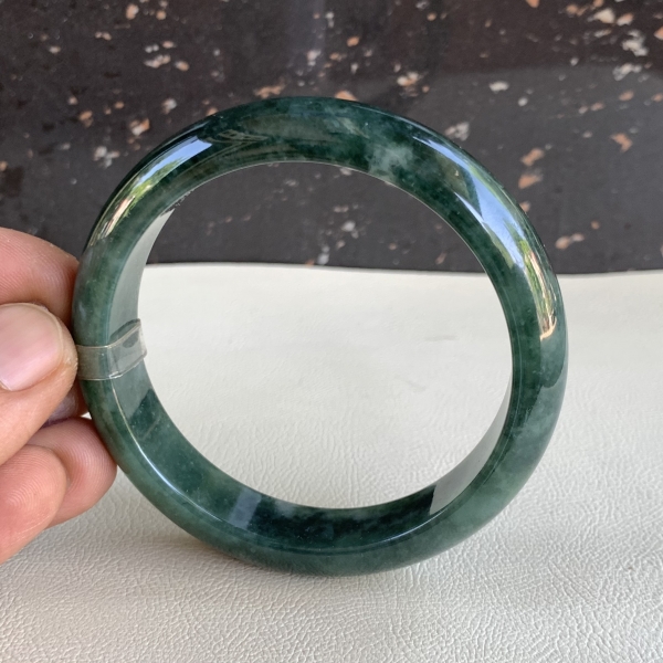 Vòng Ngọc Cẩm Thạch 56mm 00007