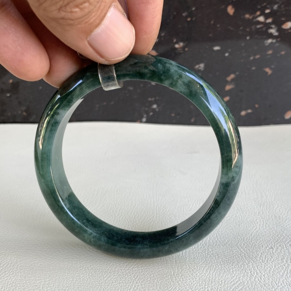 Vòng Ngọc Cẩm Thạch 56mm 00007