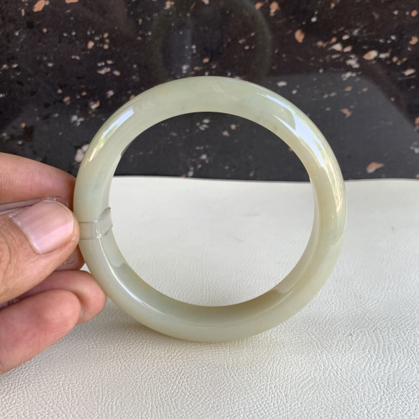 Vòng Ngọc Cẩm Thạch 58mm 00005